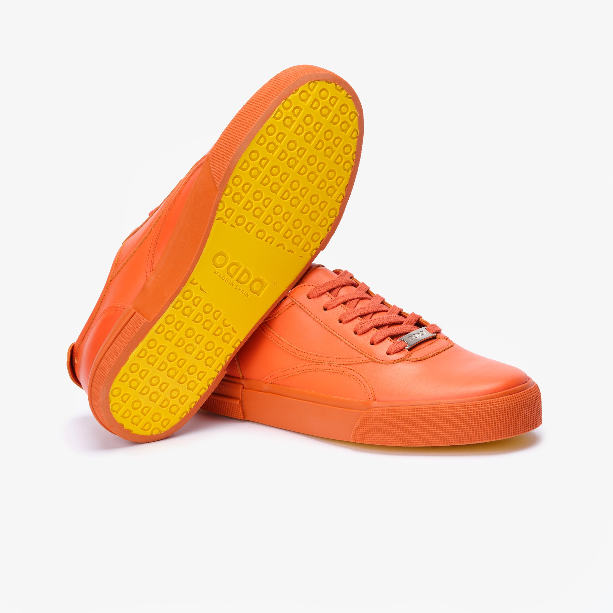 Stylish leather sneakers for women and men Orange 590