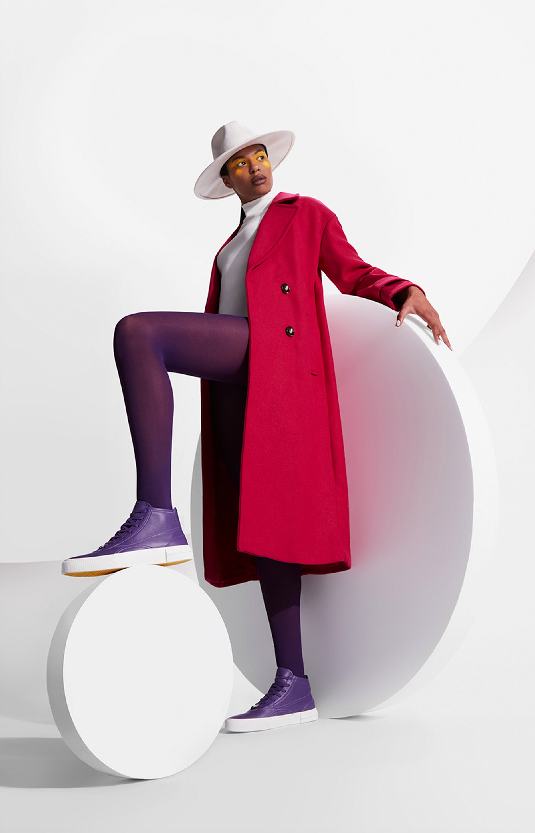 Odda brand circle collection woman