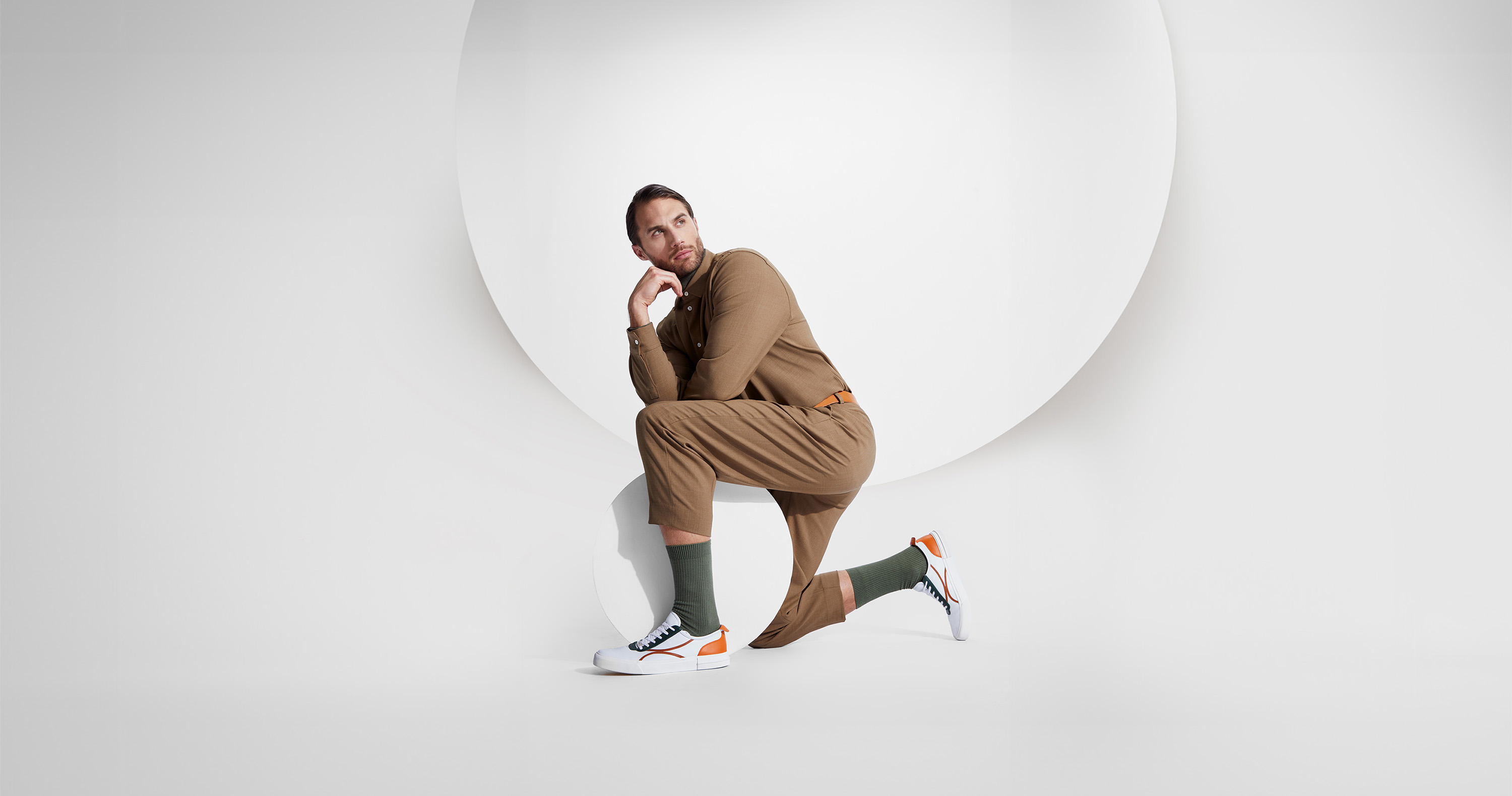 Odda brand embrace the beauty manifesto sneakers