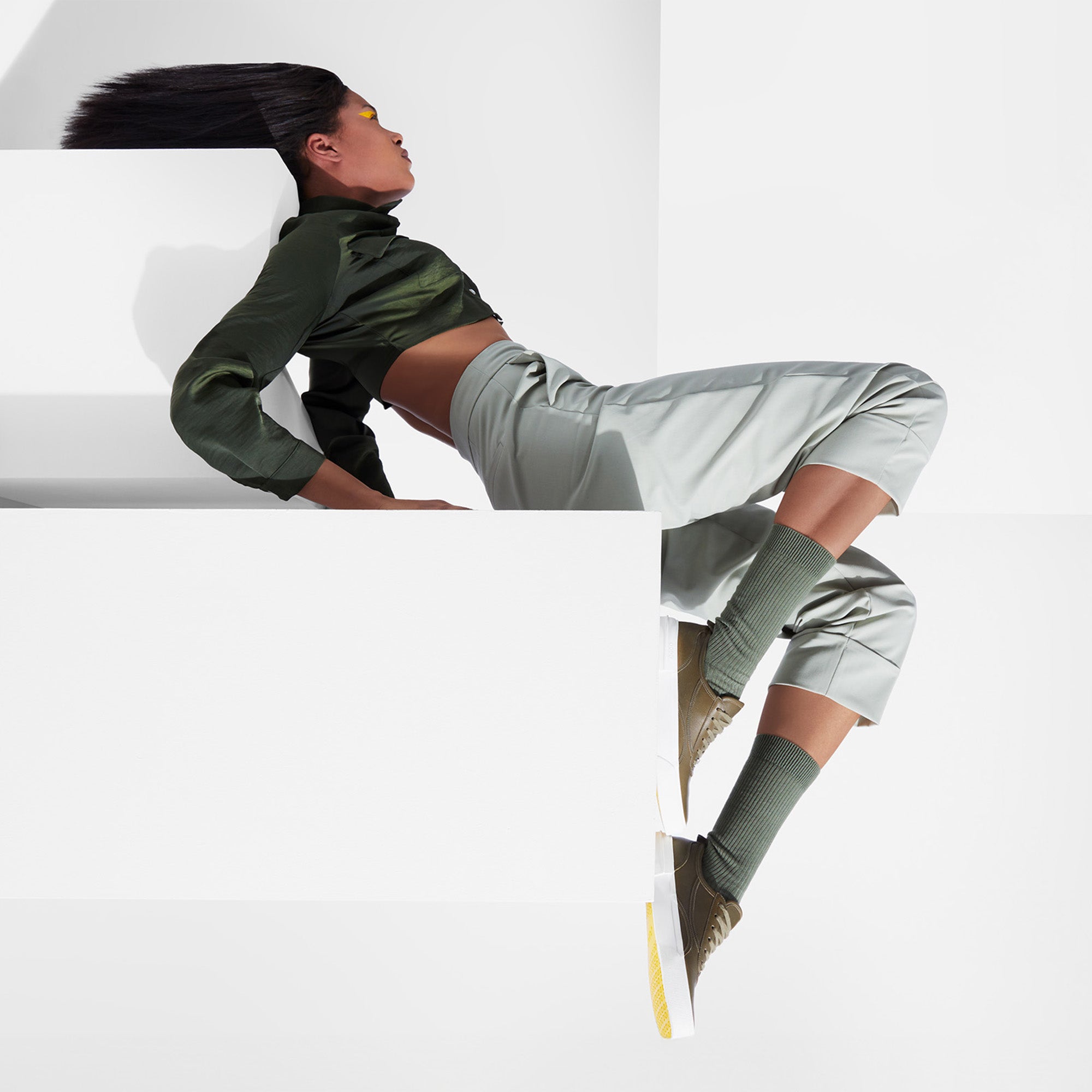 Odda brand square collection