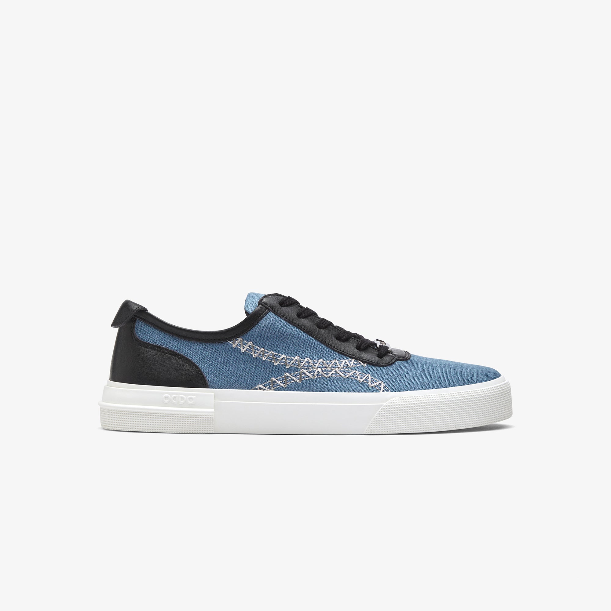Sneakers azules y negras unisex Untitled 16