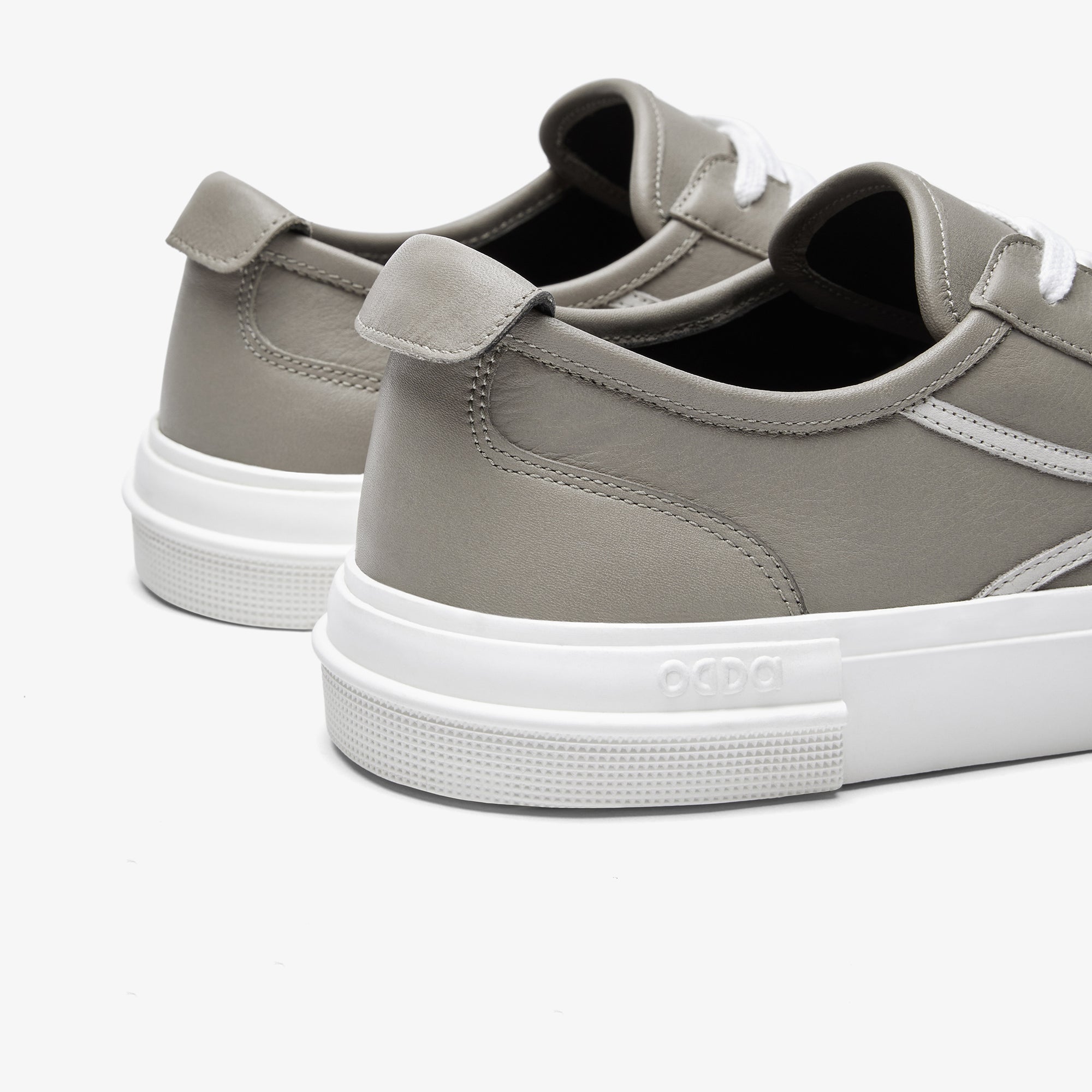 Sneakers elegantes deportivas para hombre y mujer Untitled 1 talón