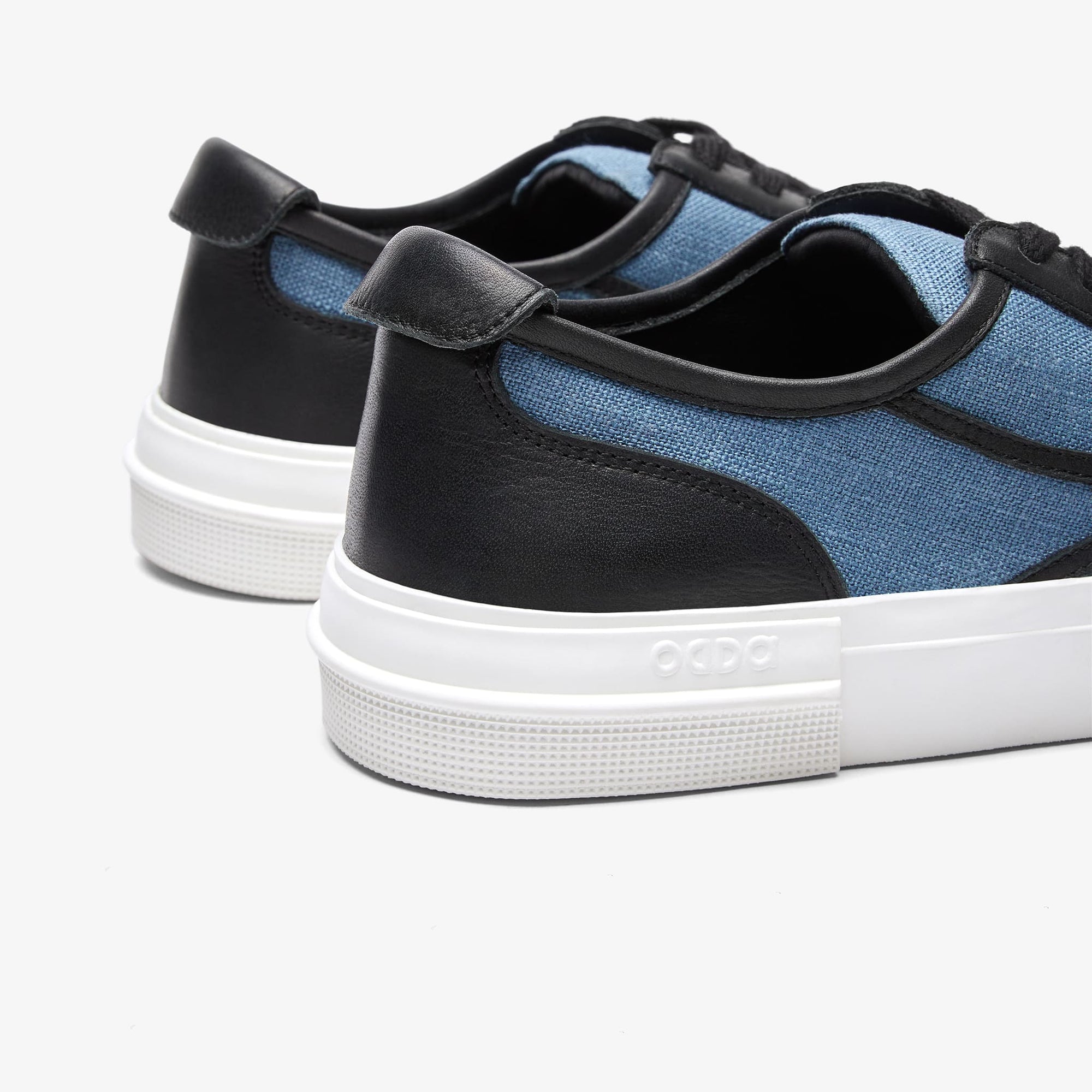 Zapatillas azules y negras para hombre y mujer Untitled 2 talon