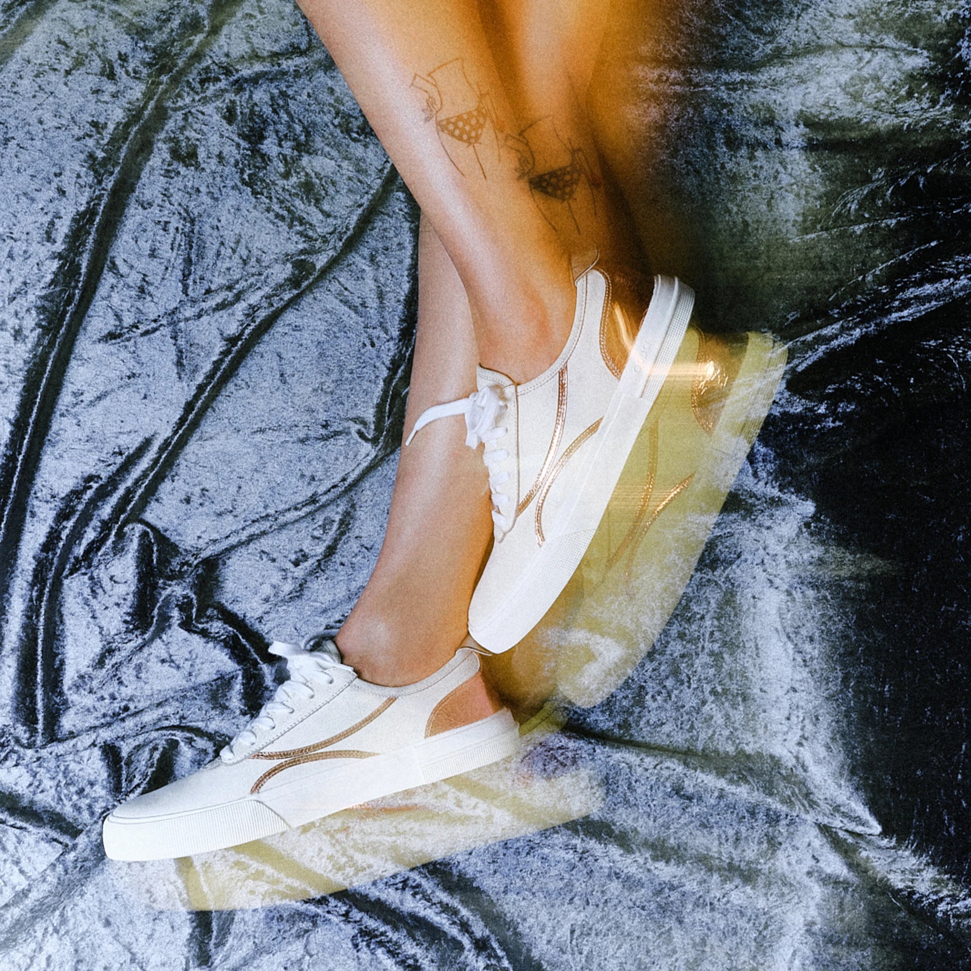 Stylish sneakers for men and women Nova