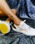 Stylish sneakers for men and women Nova
