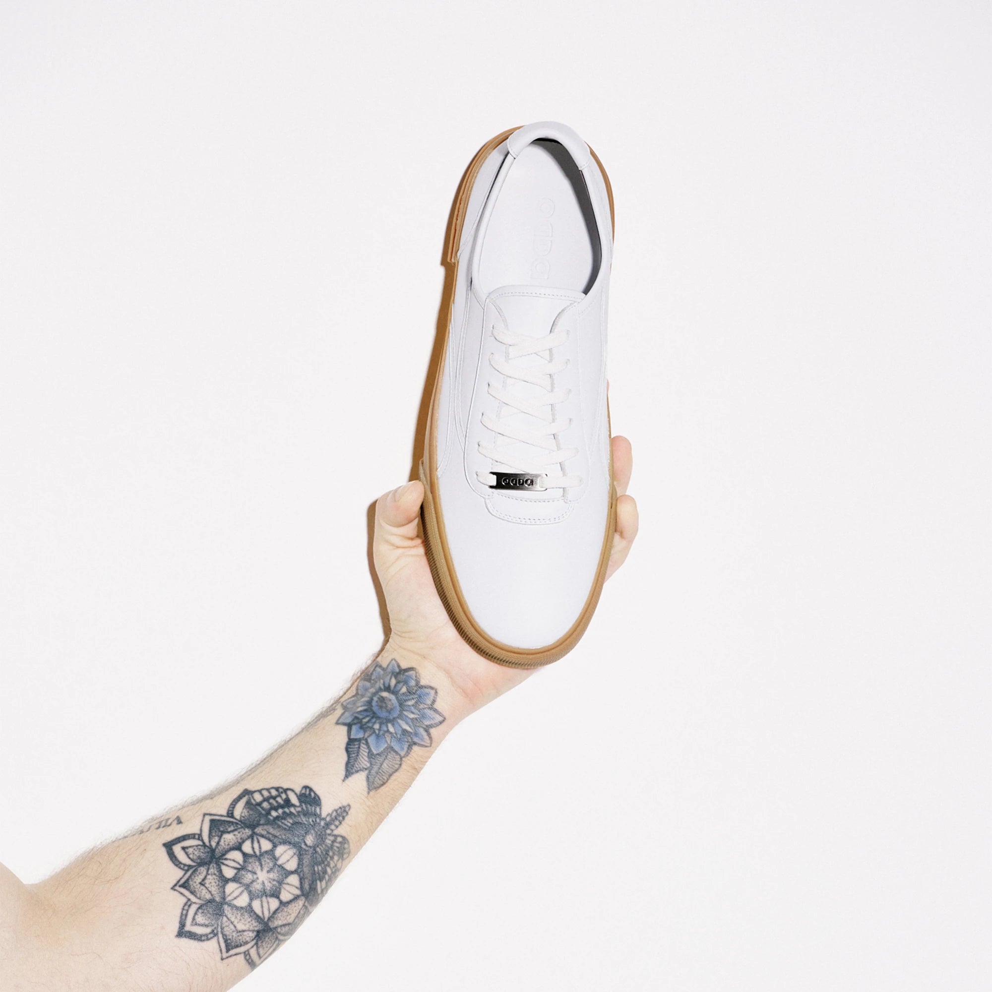 Zapatillas blancas de piel Untitled origins white